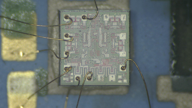 VZM-2000HP coaxial light on IC